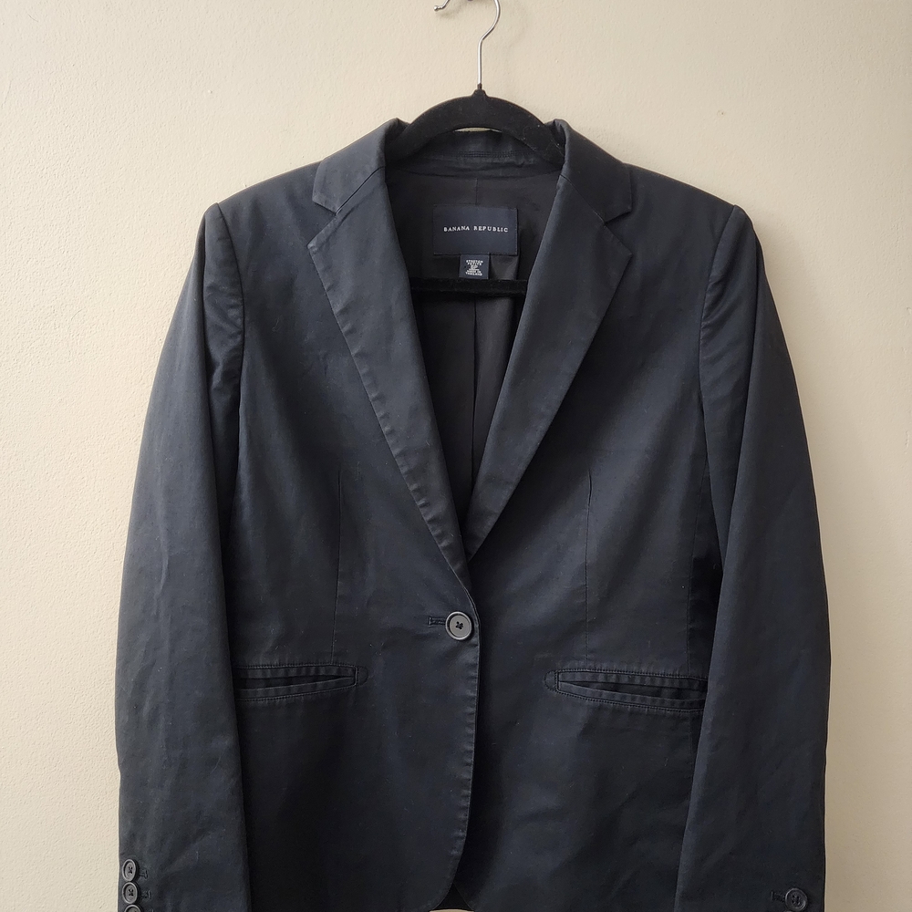 Banana Republic Sleek Black Blazer